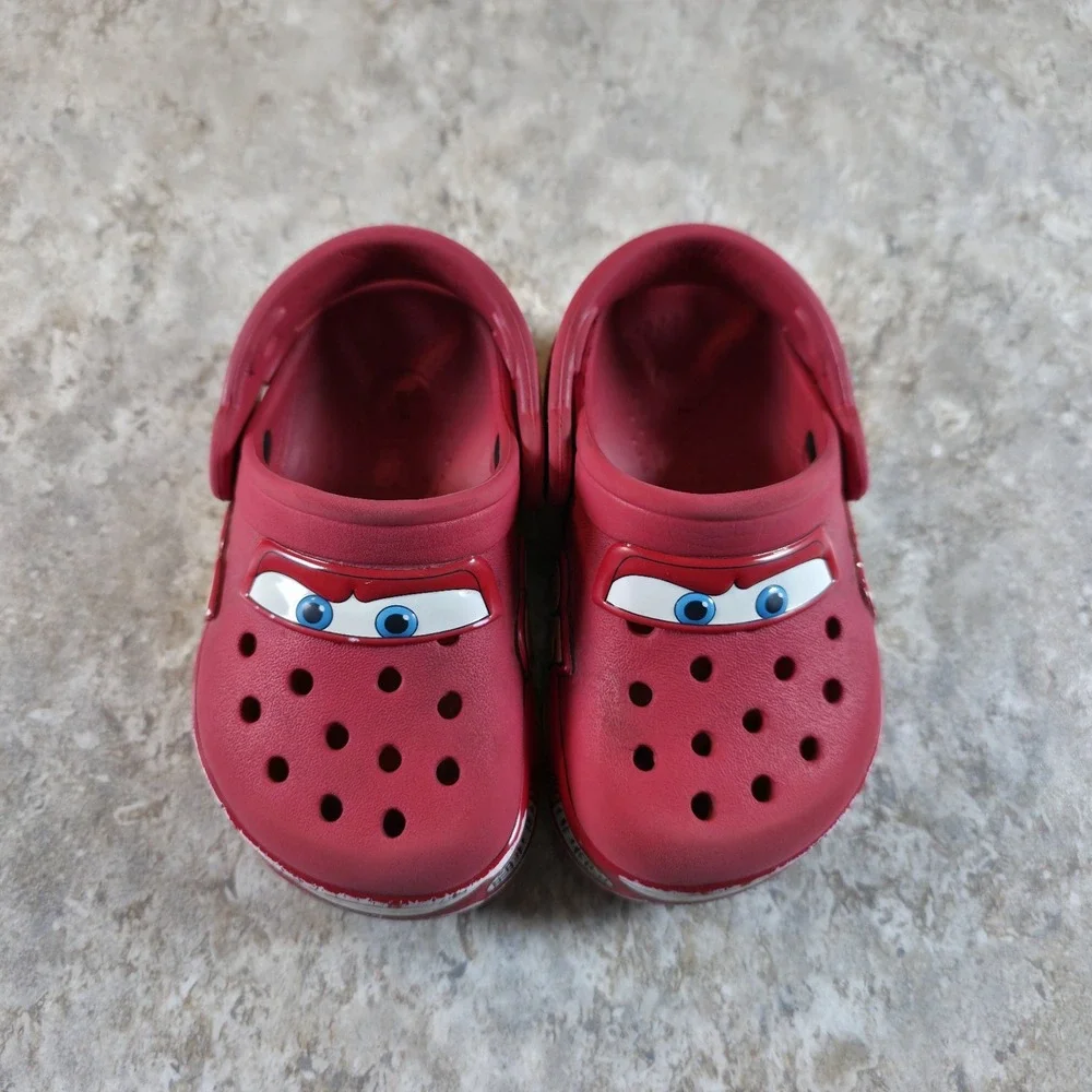 Crocs Lightning McQueen Red Disney and Pixar Cars Kids Clog Size C6 *No Lights.